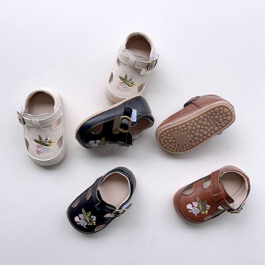 ★X920-嬰兒鞋子夏季新款女寶寶涼鞋復古花朵刺繡小皮鞋軟底防滑學步單鞋