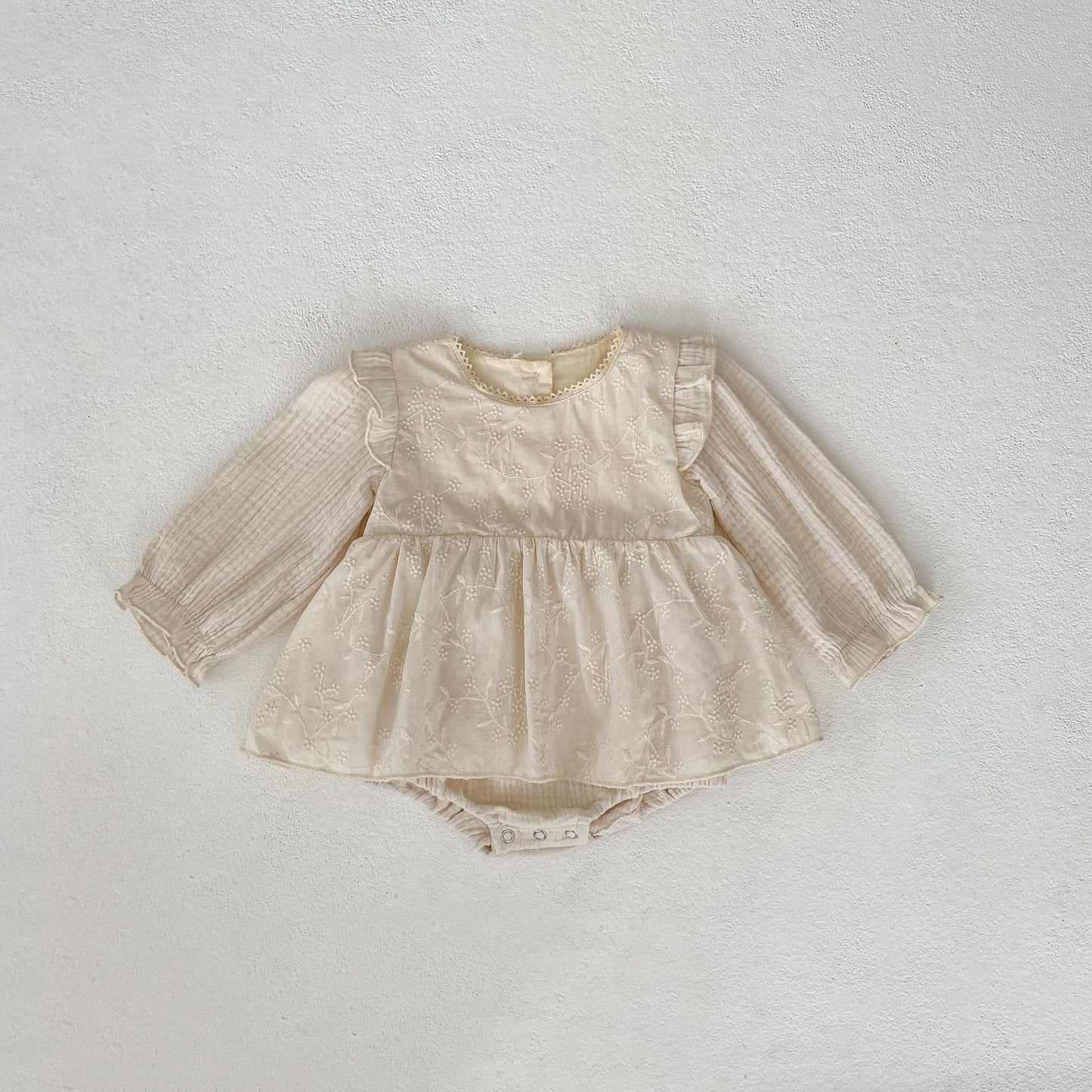 ▲21060-ins 2024春裝嬰幼兒童0-3歲女寶寶刺繡花邊小飛袖長袖哈裙連體衣